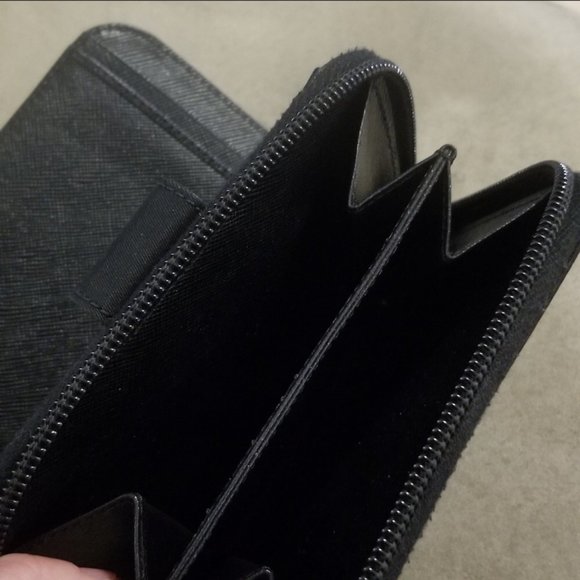 Authentic Prada Tessuto Nylon Wallet - Picture 6 of 7